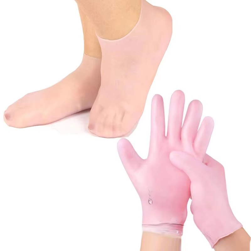 Foot Mask Peeling - ถุงเท้าซิลิโคนดูแลเท้า 1 คู่ และถุงมือเจลสปาแบบใช้ซ้ำได้ บำรุงความชุ่มชื้น ป้องกันส้นเท้าแตก
